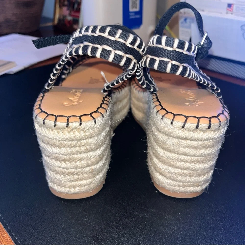 Splendid Black and Cream Espadrille Sandals size 8 possible display shoe